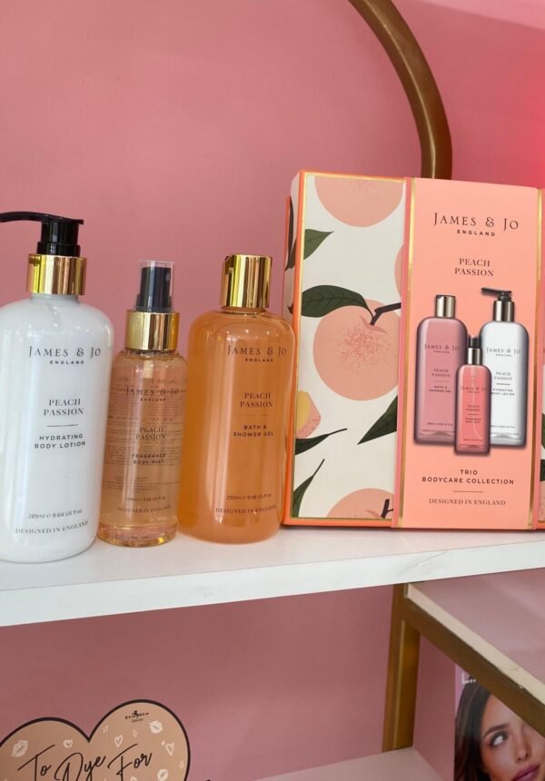 JAMES & JO PEACH PASSION KIT GEL DE DUCHA, CREMA CORPORAL, BODY MIST